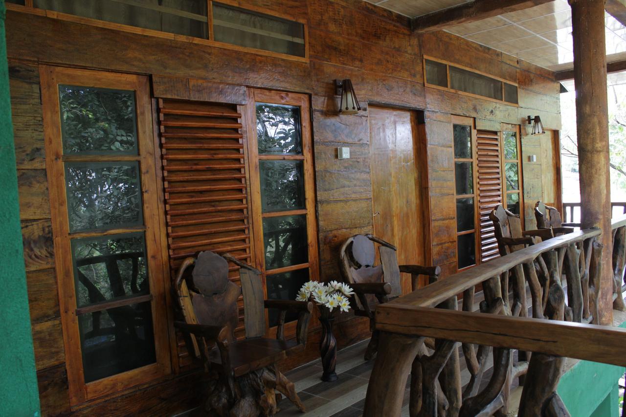 Choona Lodge 'View Of Sigiriya & Pidurangala With Sunrise' Extérieur photo