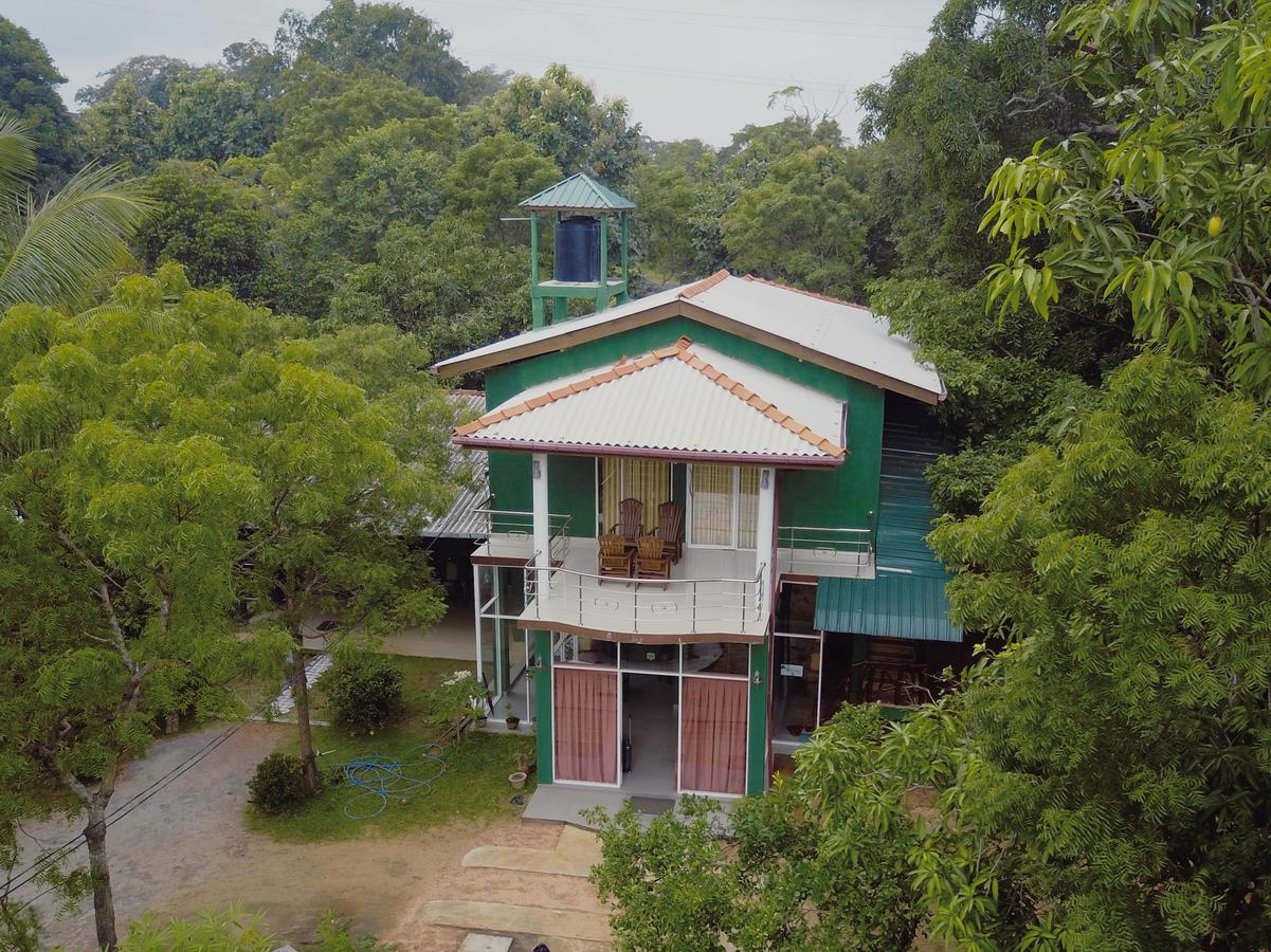 Choona Lodge 'View Of Sigiriya & Pidurangala With Sunrise' Extérieur photo